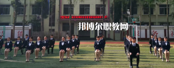 成都恒輝技工學(xué)校2022年報(bào)名條件、招生要求、招生對(duì)象