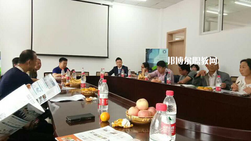 秦皇島渤?？萍贾械葘?zhuān)業(yè)學(xué)校2022年招生辦聯(lián)系電話(huà)