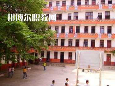 貴州貴陽經(jīng)貿(mào)職業(yè)學(xué)校2022年學(xué)費(fèi)、收費(fèi)多少