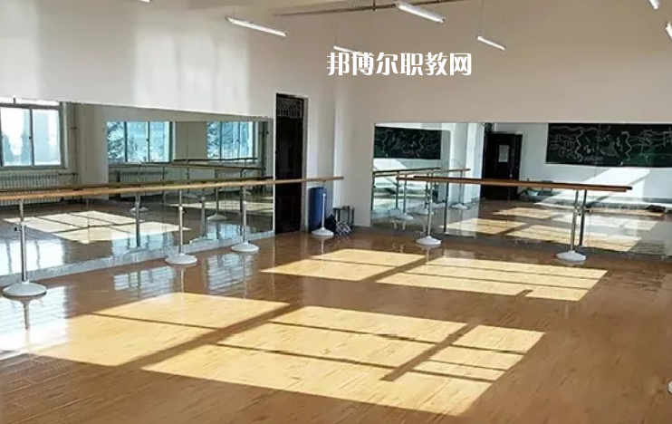 甘肅東方航空高鐵學(xué)校2022年報(bào)名條件、招生要求、招生對(duì)象 