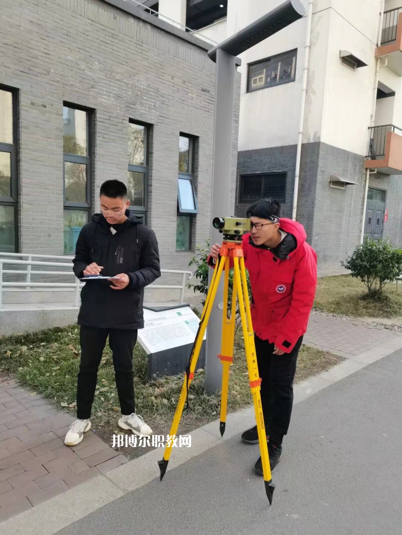 江蘇張家港第三職業(yè)高級(jí)中學(xué)2022年報(bào)名條件、招生要求、招生對(duì)象