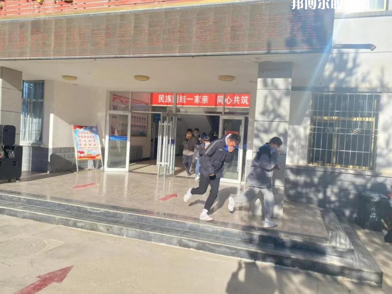 嘉峪關(guān)體育運動學(xué)校2022年學(xué)費、收費多少