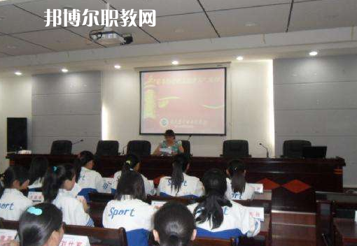 余慶中等職業(yè)學(xué)校2022年學(xué)費(fèi)、收費(fèi)多少