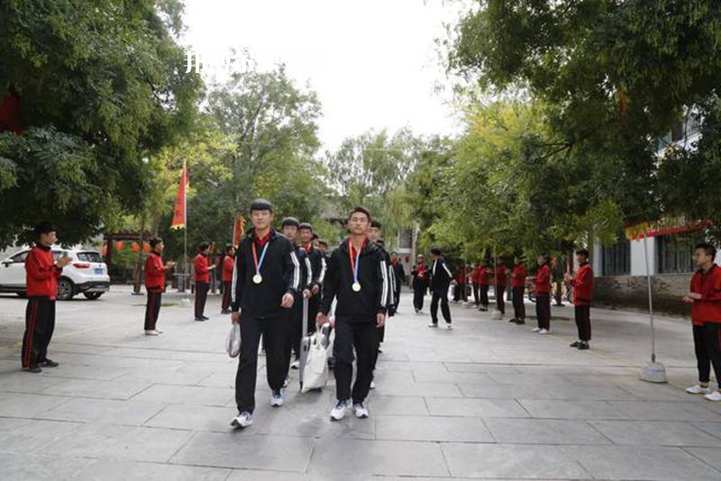 平?jīng)鲠轻嘉奈鋵W(xué)校2022年報名條件、招生要求、招生對象