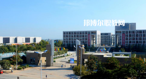 陜西國際商貿(mào)學(xué)院附屬中職校2022年報(bào)名條件、招生要求、招生對(duì)象