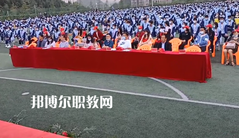 六盤水鐘山區(qū)職業(yè)技術(shù)學(xué)校2022年報(bào)名條件、招生要求、招生對象