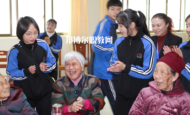 銅仁碧江中等職業(yè)學(xué)校2022年報(bào)名條件、招生要求、招生對(duì)象