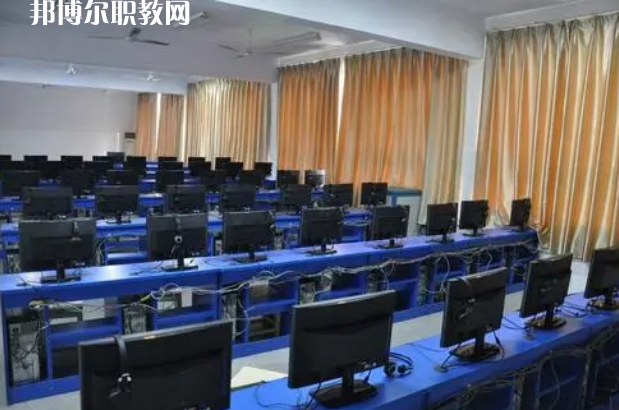 四川省信息通信學(xué)校2022年報(bào)名條件、招生對(duì)象、招生要求