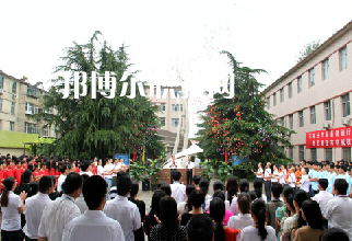 石家莊機(jī)械技工學(xué)校2022年報(bào)名條件、招生要求、招生對(duì)象