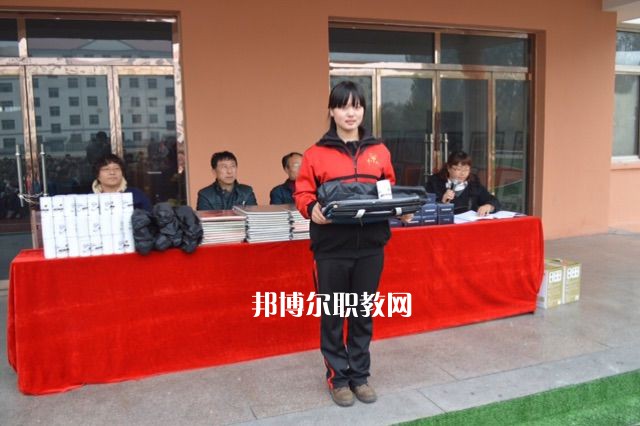 秦皇島奇石藝術(shù)學校2022年報名條件、招生要求、招生對象