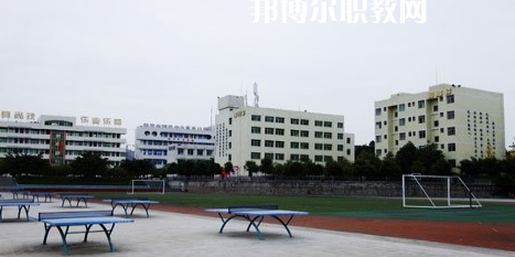 閬中江南高級職業(yè)中學(xué)2022年報(bào)名條件、招生要求、招生對象