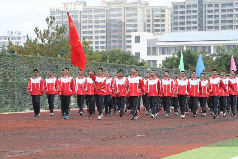平?jīng)鰴C(jī)電工程學(xué)校2022年學(xué)費(fèi)、收費(fèi)多少
