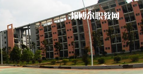 銅仁工業(yè)學(xué)校2022年學(xué)費(fèi)、收費(fèi)多少