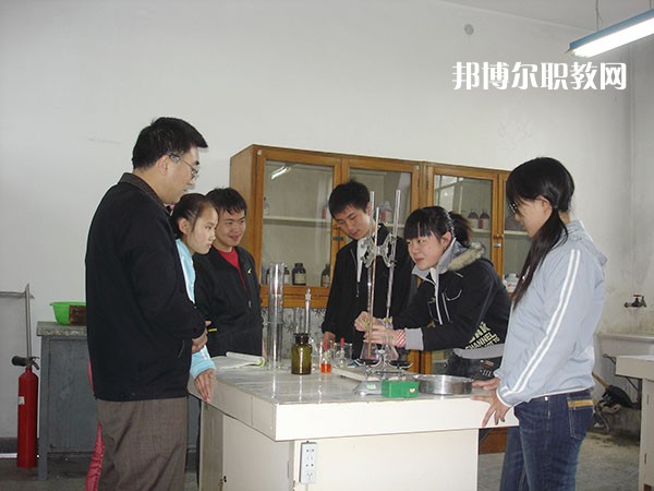 秦皇島市職業(yè)技術(shù)學(xué)校2022年學(xué)費(fèi)、收費(fèi)多少