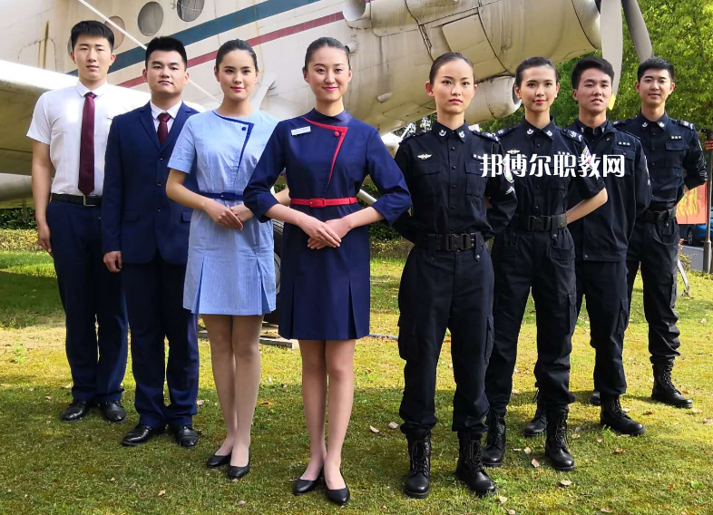 保定技師學(xué)院2022年報(bào)名條件、招生要求、招生對象