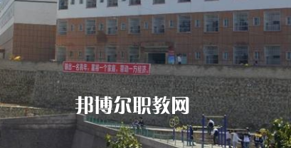 織金中等職業(yè)學(xué)校2022年報(bào)名條件、招生要求、招生對(duì)象