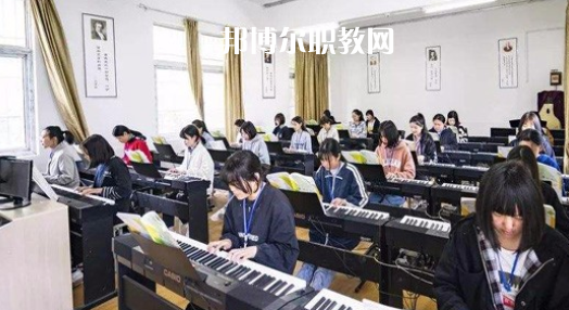 渦陽縣科技學(xué)校2022年報名條件、招生要求、招生對象