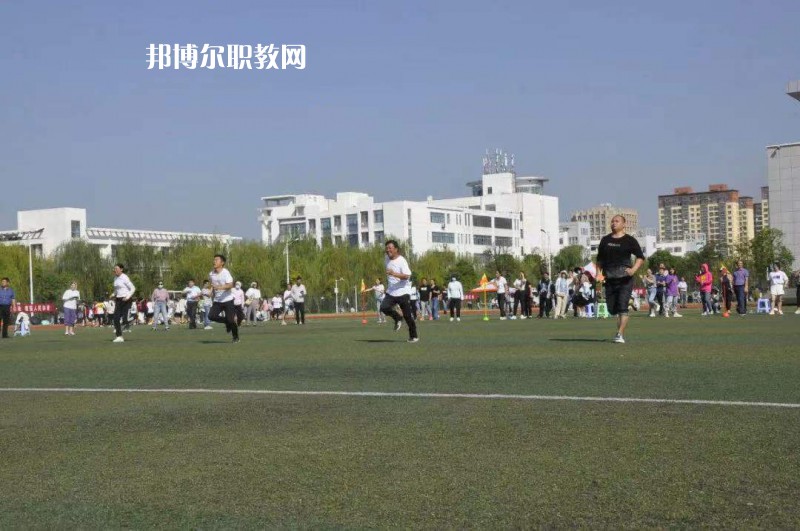 江蘇省淮陰商業(yè)學(xué)校2022年報名條件、招生要求、招生對象