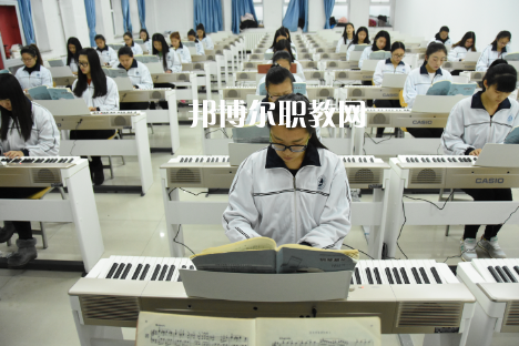 保定幼兒師范高等?？茖W校2022年報名條件、招生要求、招生對象