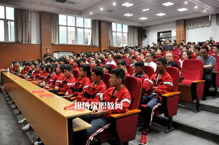 黃陵職業(yè)教育中心2022年報名條件、招生要求、招生對象