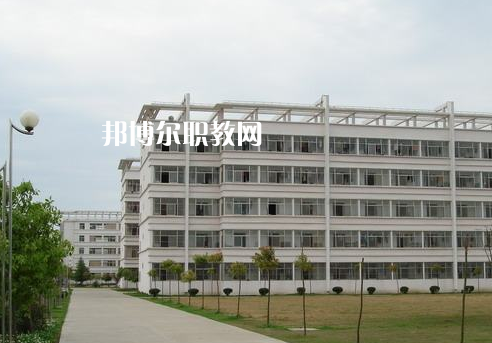 江蘇建湖中等專(zhuān)業(yè)學(xué)校2022年報(bào)名條件、招生要求、招生對(duì)象