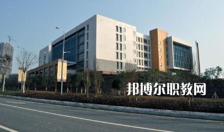 重慶合川職業(yè)教育中心2022年報名條件、招生要求、招生對象