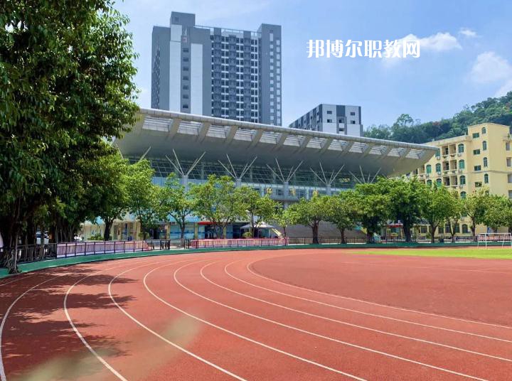 隴川職業(yè)高級(jí)中學(xué)2022年學(xué)費(fèi)、收費(fèi)多少