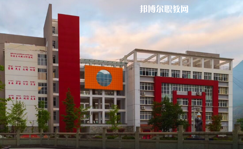 甘孜州職業(yè)技術(shù)學(xué)校2022年報(bào)名條件、招生要求、招生對(duì)象