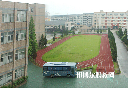揚(yáng)州市弘揚(yáng)中等專業(yè)學(xué)校2022年報(bào)名條件、招生要求、招生對象