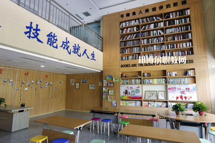 邯鄲經(jīng)濟(jì)管理中專學(xué)校2022年學(xué)費(fèi)、收費(fèi)多少