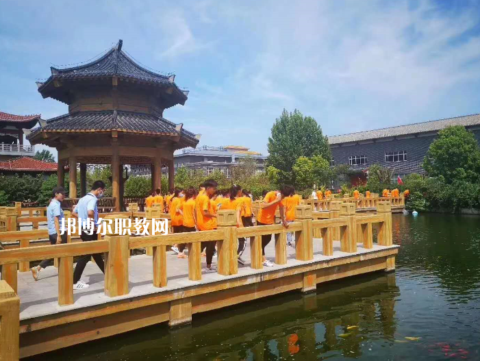 邯鄲經(jīng)濟管理中專學(xué)校2022年報名條件、招生要求、招生對象