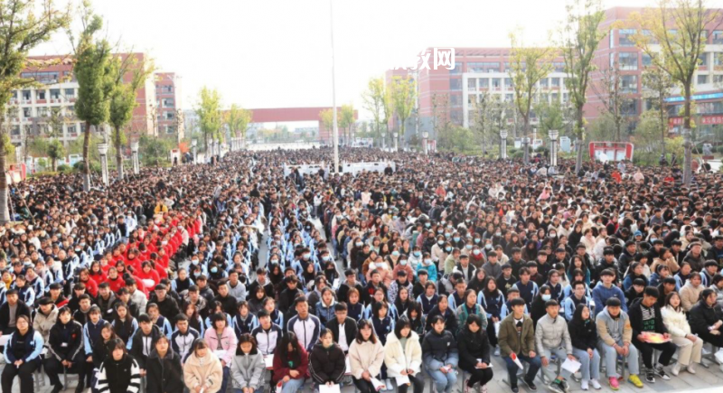 靈璧高級職業(yè)技術(shù)學(xué)校2022年報名條件、招生要求、招生對象