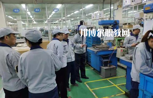 承德科技管理工程學(xué)校2022年報名條件、招生要求、招生對象