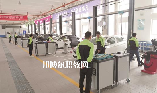 邯鄲第一財經(jīng)學校2022年學費、收費多少