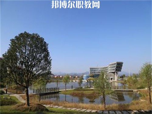 峨山縣職業(yè)高級中學2022年報名條件、招生要求、招生對象