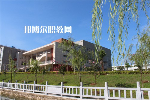 安徽六安技師學(xué)院2022年報(bào)名條件、招生要求、招生對(duì)象