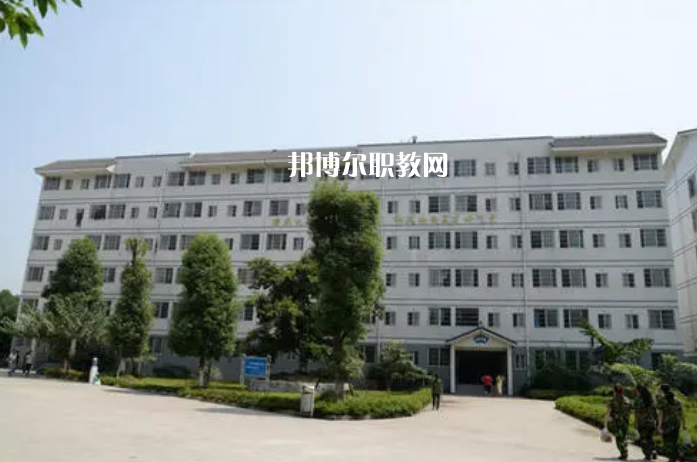 姚安縣職業(yè)高級中學2022年報名條件、招生要求、招生對象