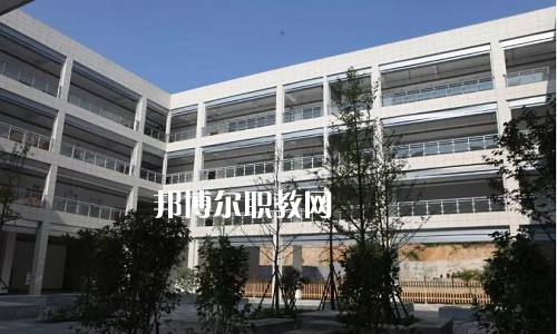 黃山旅游管理學(xué)校2022年報名條件、招生要求、招生對象