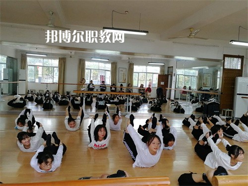 黃山炎培職業(yè)學(xué)校2022年報名條件、招生要求、招生對象