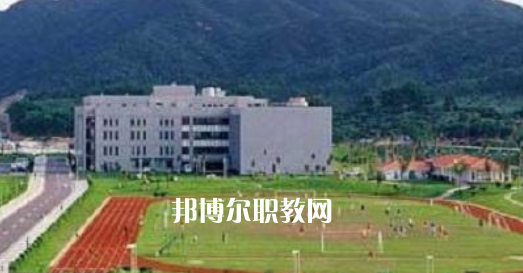 滎經(jīng)縣職業(yè)高級中學2022年報名條件、招生要求、招生對象