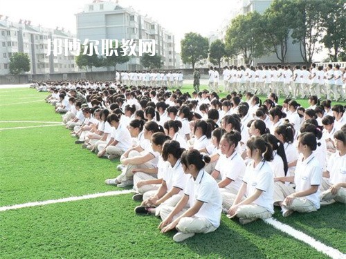 安慶工業(yè)學(xué)校2022年報(bào)名條件、招生要求、招生對(duì)象