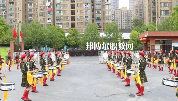 安徽合肥機(jī)電技師學(xué)院2022年報(bào)名條件、招生要求、招生對(duì)象
