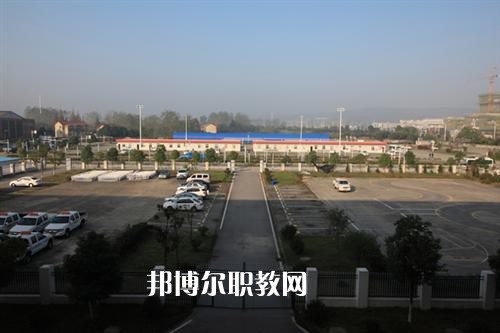 安徽滁州技師學(xué)院2022年報(bào)名條件、招生要求、招生對(duì)象