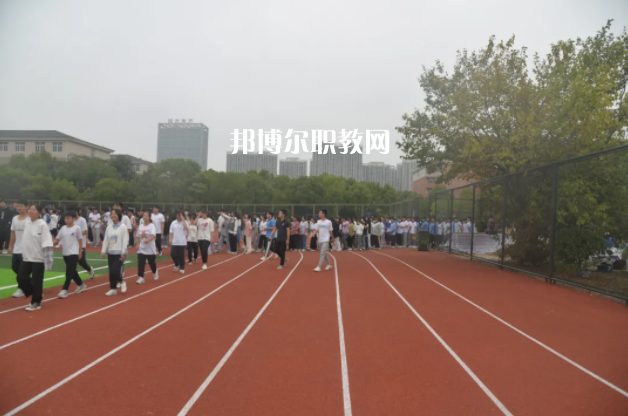 安徽明星科技中專學(xué)校2022年報(bào)名條件、招生要求、招生對(duì)象