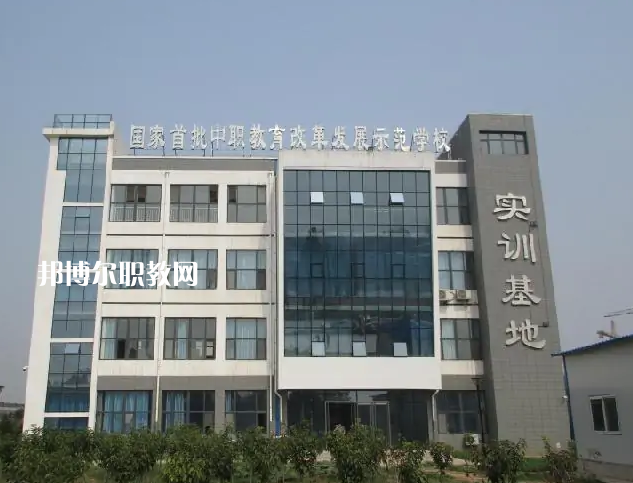 邢臺現(xiàn)代職業(yè)學校2022年報名條件、招生要求、招生對象