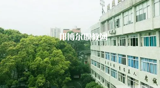 德宏州中等職業(yè)學(xué)校2022年學(xué)費(fèi)、收費(fèi)多少