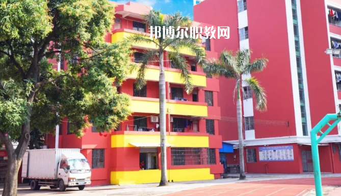 佛山實(shí)驗(yàn)技工學(xué)校2022年報(bào)名條件、招生要求、招生對(duì)象 