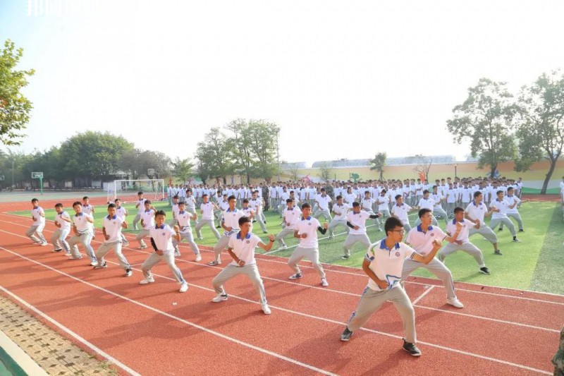 楚雄州體育運(yùn)動學(xué)校2022年報(bào)名條件、招生要求、招生對象