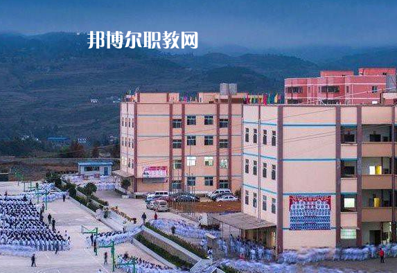畢節(jié)工業(yè)學(xué)校2022年報(bào)名條件、招生要求、招生對(duì)象