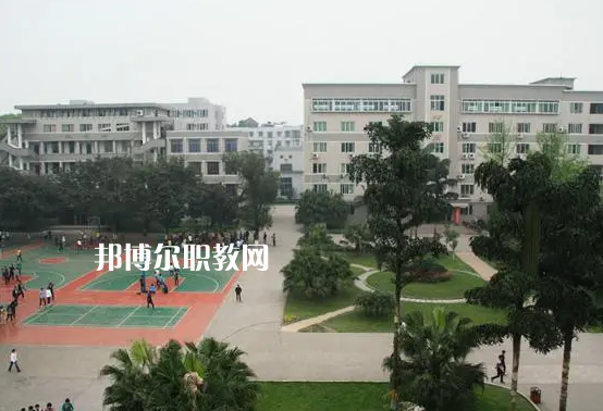 云南林業(yè)高級技工學(xué)校2022年招生辦聯(lián)系電話